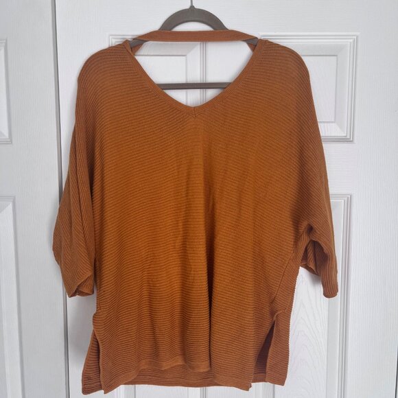 Monk & Lou - Low back sweater - Picture 3 of 4